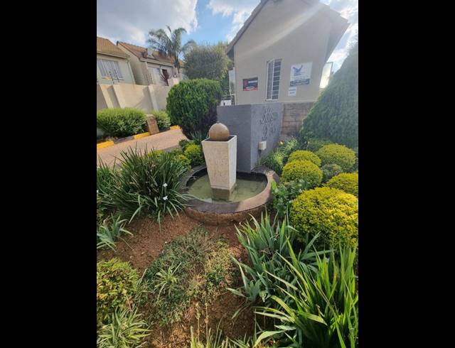 2 BEDROOM APARTMENT FOR SALE IN EDEN GLEN